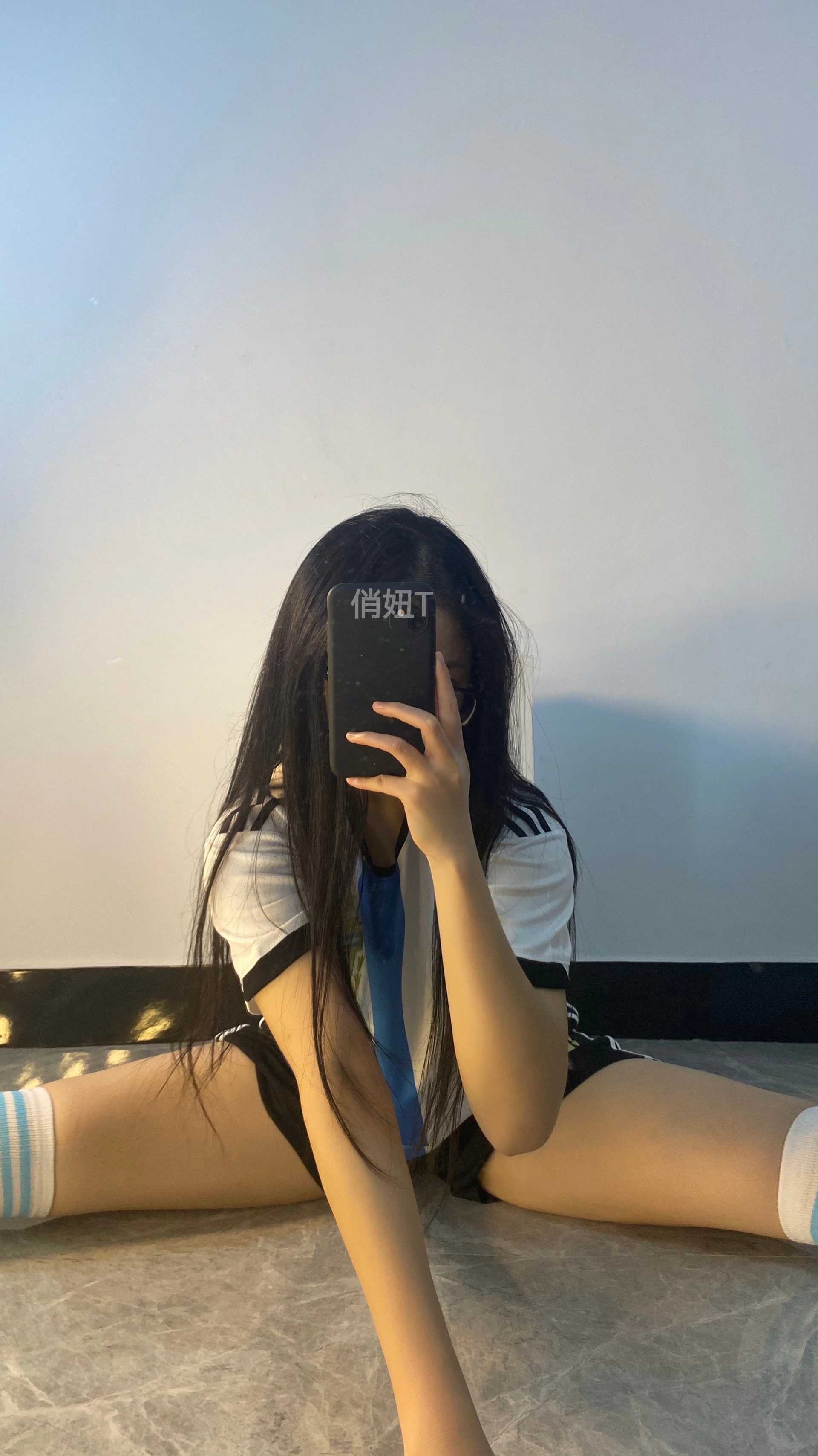 俏妞qiaoniuTT – NO.035 进来看球 2